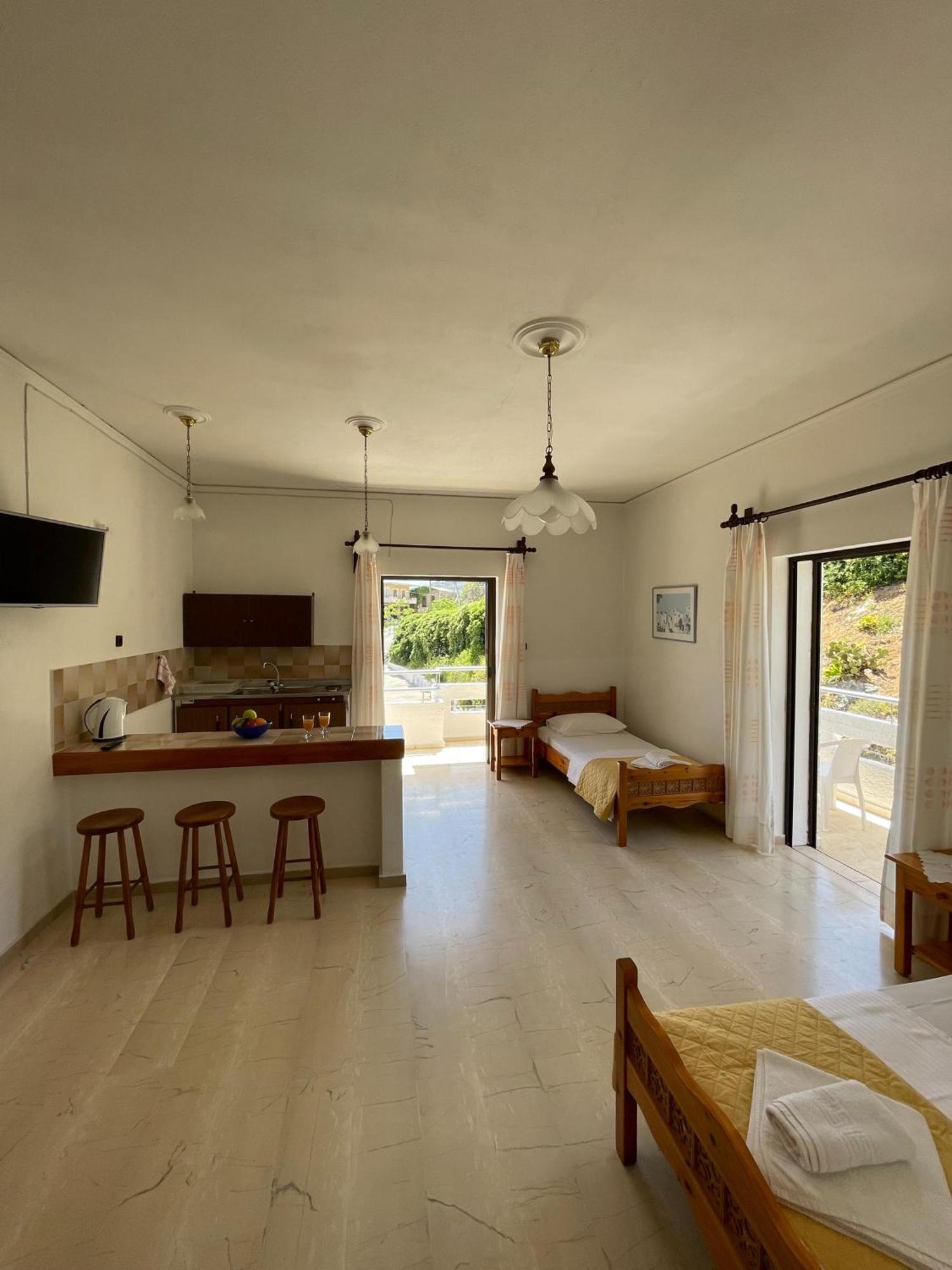Aeolos Apartments Kolymbari Dış mekan fotoğraf