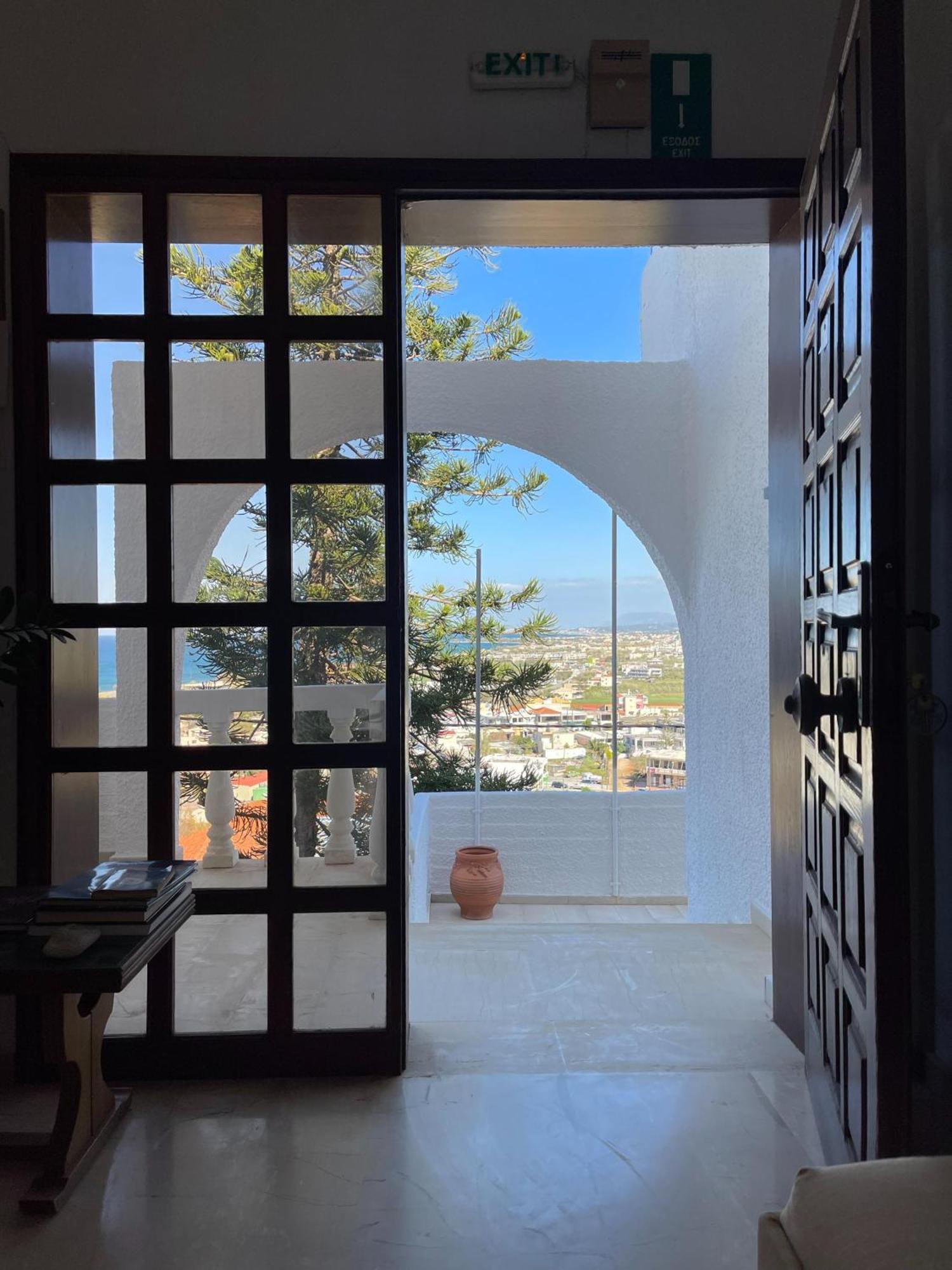 Aeolos Apartments Kolymbari Dış mekan fotoğraf
