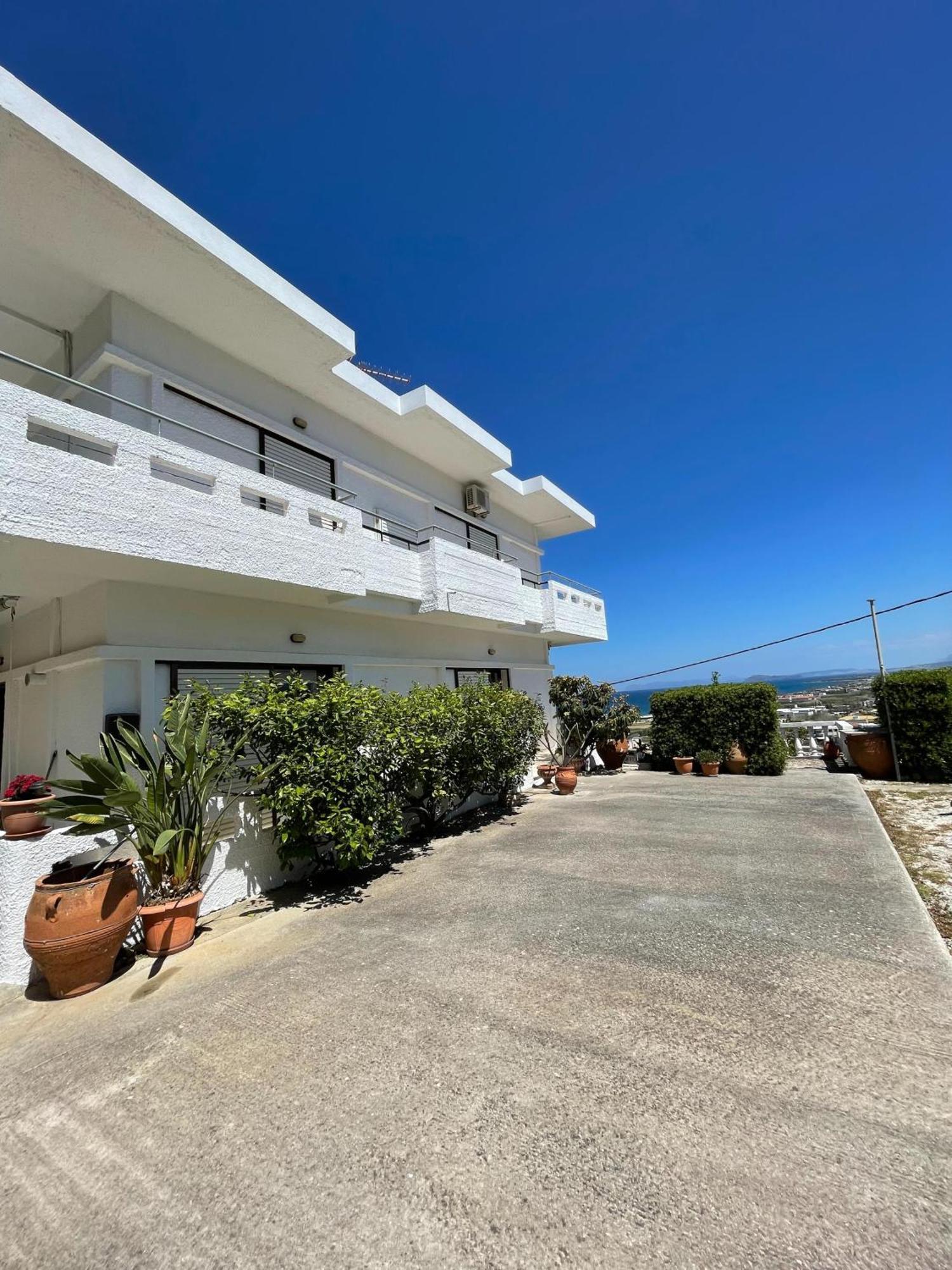 Aeolos Apartments Kolymbari Dış mekan fotoğraf